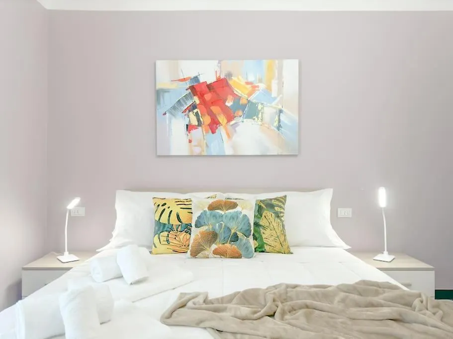 Luxury Suite Spiagge 100Mt - Porto 5' - Wifi Albisola Superiore 0*,
